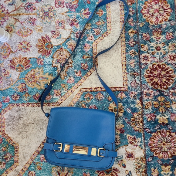 Vince Camuto Cross body - Picture 2 of 13